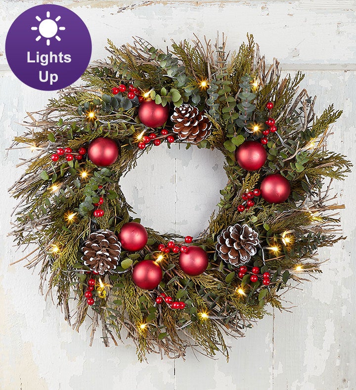 Holiday Cheer Wreath-22"