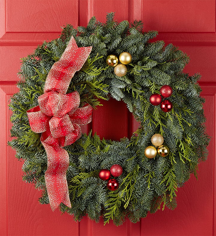 Festive Holiday Wreath 